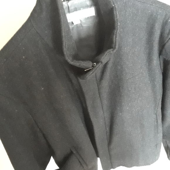 Kenneth Cole. Wool Zip-Up Wool Jacket. Grey. Large - Picture 2 of 15